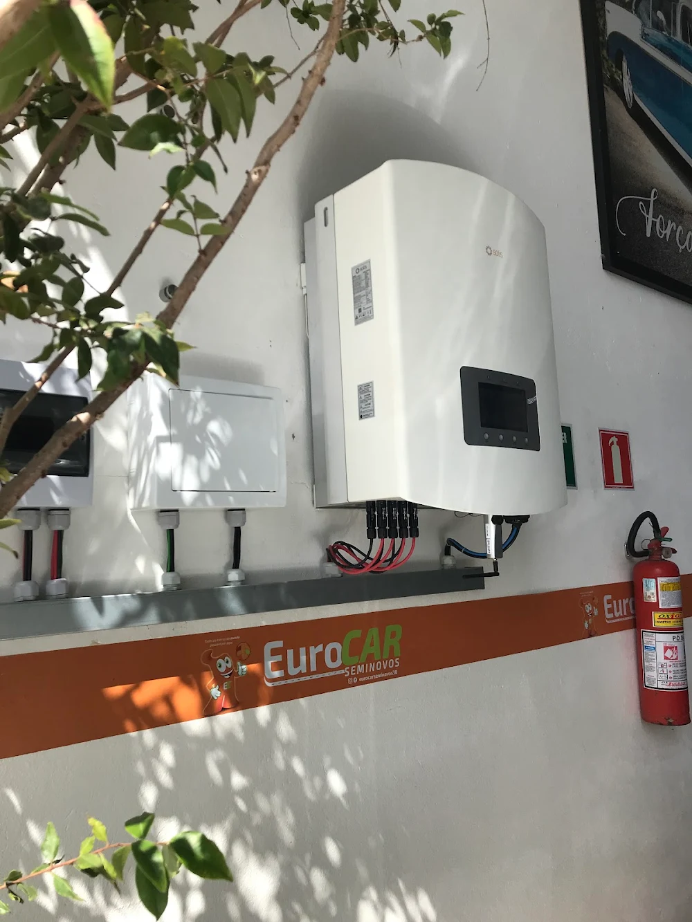 Inversor Solis instalado na EuroCar Seminovos